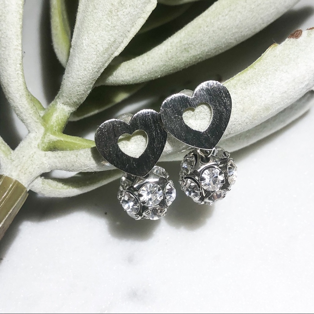HOT ITEM🔥925 Silver Minimalist 💜 Studs